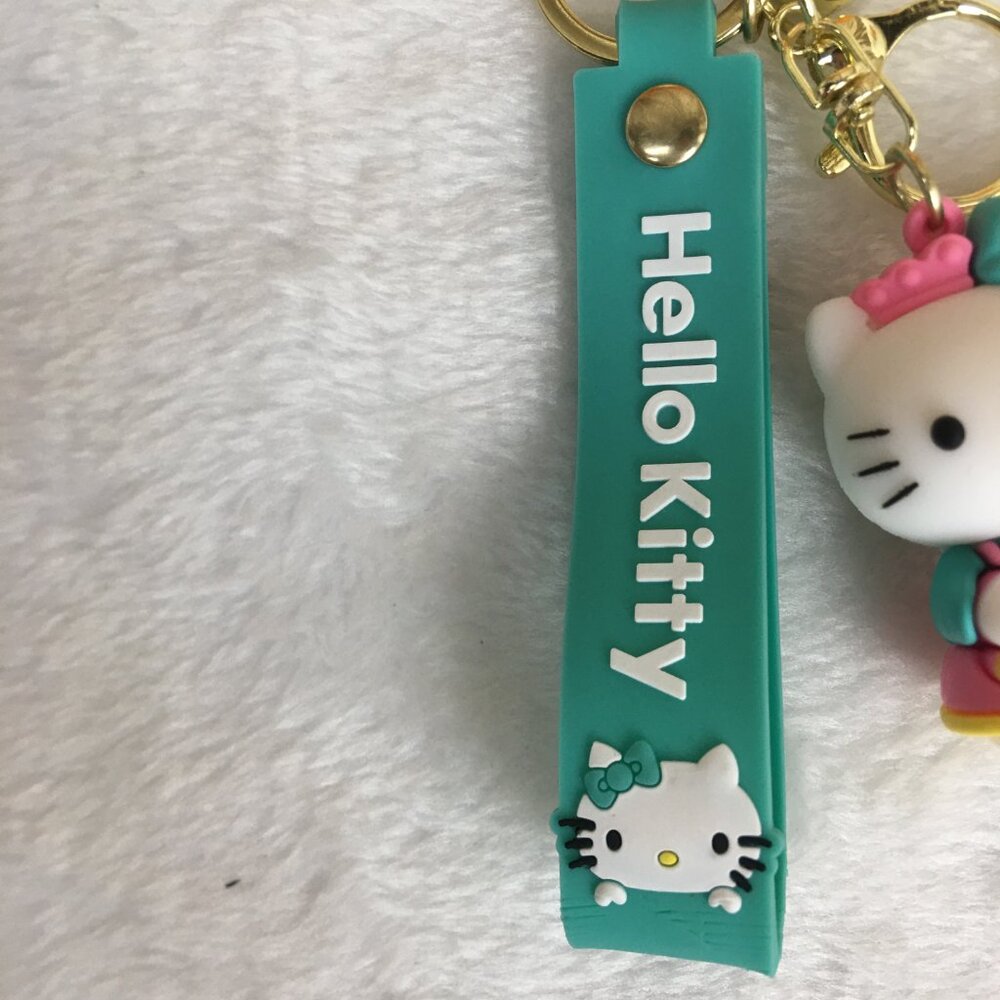 Hello Kitty Baker keychain - Picture 2 of 5
